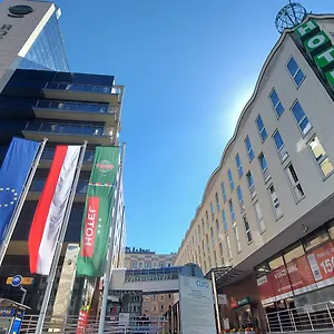 *** Ξενοδοχείο Gromada Centrum Πολωνία