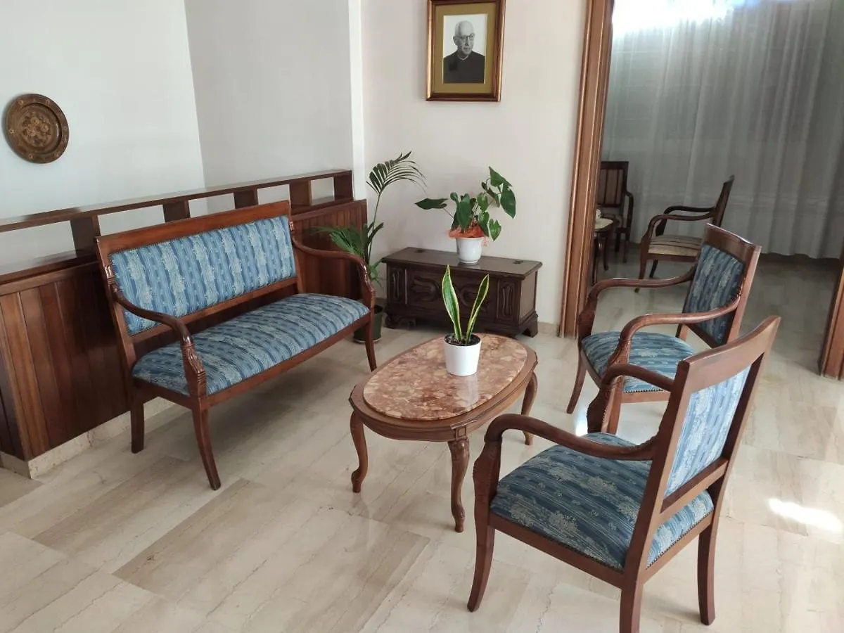 San Juan De Ribera, Casa Per Ferie Otel Roma 0*,  İtalya