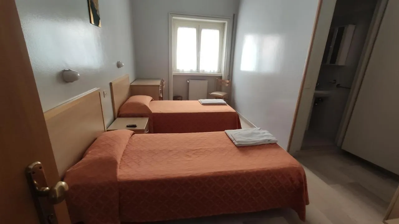 San Juan De Ribera, Casa Per Ferie Otel Roma